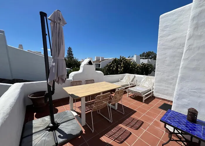 - Playa - 2 Con Terraza Solárium Mi2 Estepona